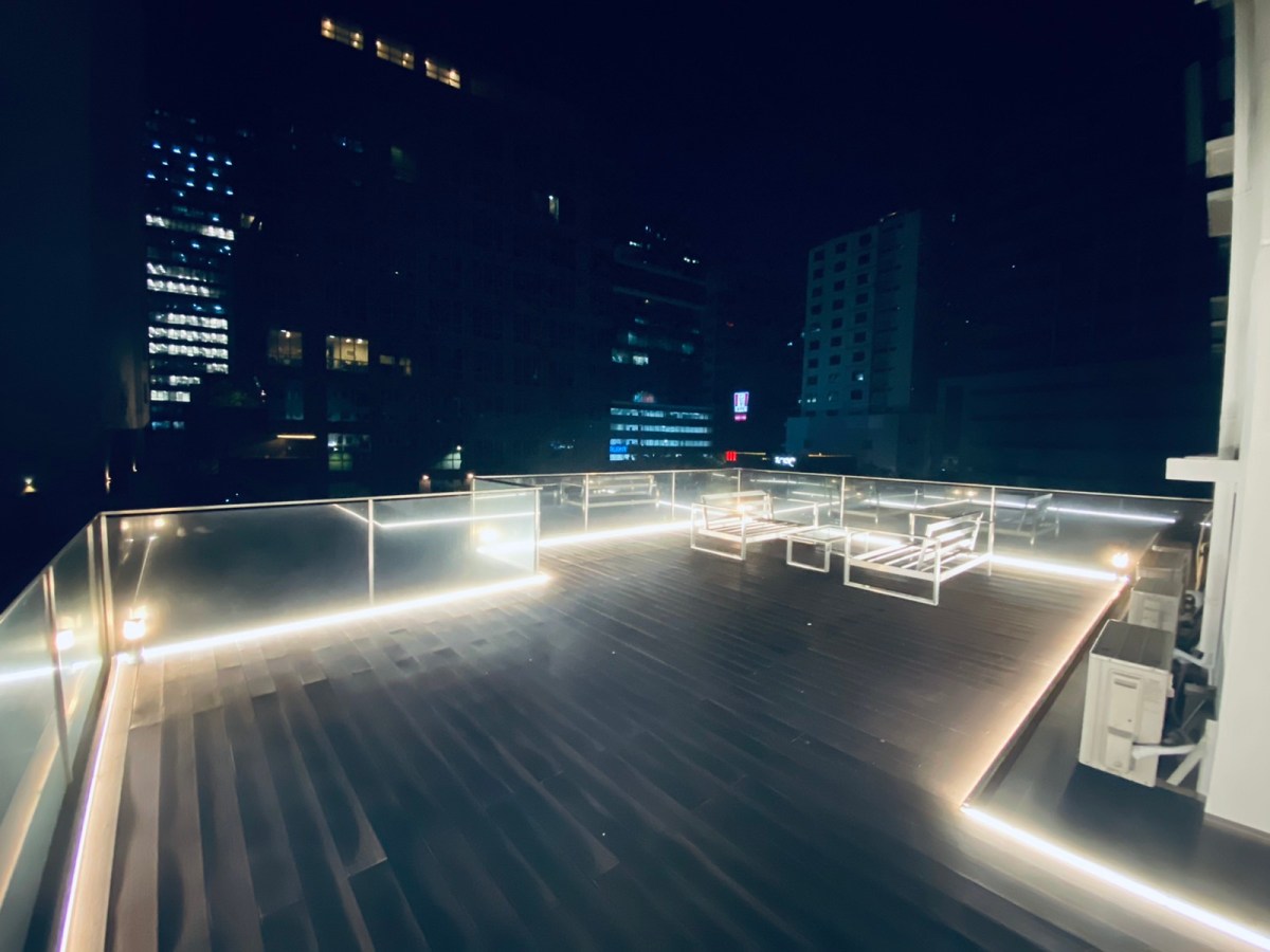 W Tower Residences Bi-Level Unit for&nbsp;Rent